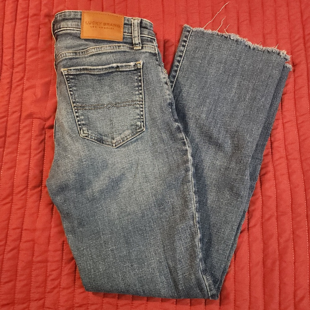 E70‎ Lucky Brand Womens Blue Distressed Raw Hem Flare Jeans Size 8/29 Regular